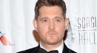 Michael Bublé deja temporalmente la música para someterse a una operación en las cuerdas vocales