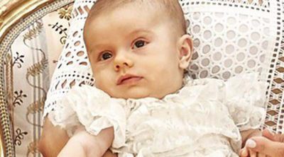 Oscar de Suecia, un bebé serio y tranquilo en las fotos oficiales de su bautizo