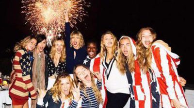 Taylor Swift, Blake Lively, Gigi Hadid y Cara Delevingne celebran el 4 de julio rodeadas de rostros conocidos