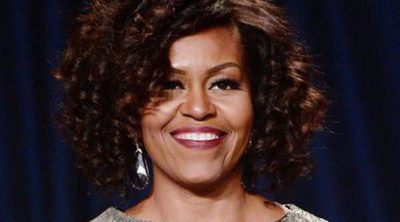 Michelle Obama muestra su talento imitando a Beyoncé en el 'Carpool Karaoke' de James Corden