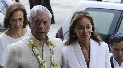 Isabel Preysler presenta a Mario Vargas Llosa a su familia de Filipinas en su viaje más especial