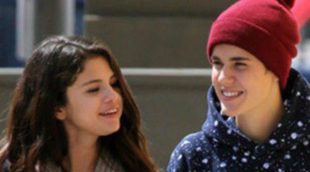 Justin Bieber y Selena Gomez, felices y enamorados por las calles de Los Angeles