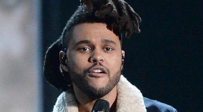 The Weeknd confiesa: "Solía subir al escenario borracho para evitar los nervios"