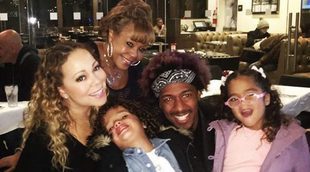 Mariah Carey se refugia en su ex Nick Cannon y sus hijos para superar su polémica actuación