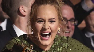Adele triunfa en los Grammy 2017: emociona a Beyoncé y mete la pata en el homenaje a George Michael