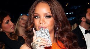 Rihanna con petaca en mano: Así de bien se lo pasó durante la gala de los Premios Grammy 2017