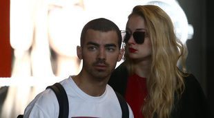 Joe Jonas y Sophie Turner disfrutan de su amor en las playas de Cabo