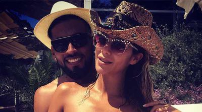 Tamara Gorro y Ezequiel Garay se escapan a Ibiza sin Shaila en su verano más especial