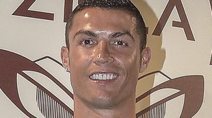 Cristiano Ronaldo se relaja en Ibiza y es recibido por todo lo alto en su nuevo restaurante