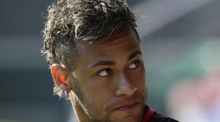 Neymar disfruta de sus vacaciones en Ibiza ajeno a la polémica sobre el PSG y ¿con nueva ilusión sentimental?
