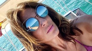 Raquel Bollo luce tipazo durante sus vacaciones en alta mar