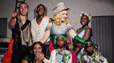 Madonna posa por primera vez con sus 6 hijos para celebrar su 59 cumpleaños
