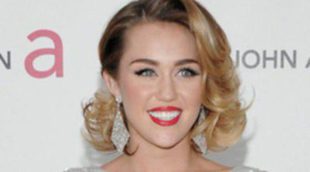 Miley Cyrus acude al hospital tras sufrir un corte en el dedo mientras preparaba la cena
