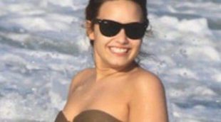 Demi Lovato presume de cuerpazo en bikini en las playas de Rio de Janeiro