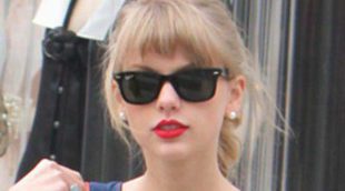 ¿Se ha sometido Taylor Swift a una operación de aumento de pecho?