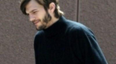 Primeras imágenes de Ashton Kutcher en el rodaje de la película sobre el fallecido Steve Jobs