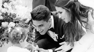 Marc Bartra y Melissa Jiménez muestran la foto más tierna de su boda con su hija Gala