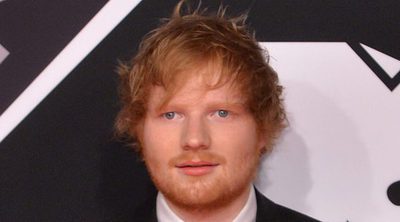Ed Sheeran confiesa que se fue a un bar para calmar el dolor tras el accidente