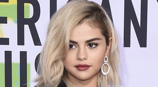 Selena Gomez reaparece tras su trasplante de riñón en los American Music Awards 2017