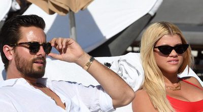 Sofia Richie y Scott Disick disfrutan juntos de unos días de calorcito en la playa de Miami