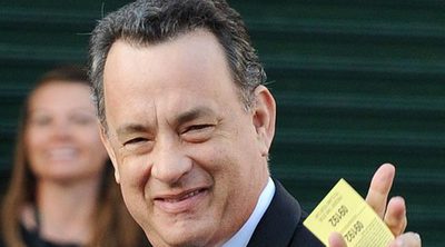 Tom Hanks, el rey de los martinis en los Globos de Oro 2018