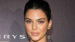 ¿Habrá pasado por quirófano Kendall Jenner para retocarse la cara con bótox?