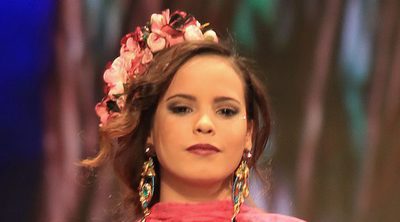 Gloria Camila Ortega vuelve a las pasarelas ante la atenta mirada de Kiko Jiménez y Rosario Mohedano