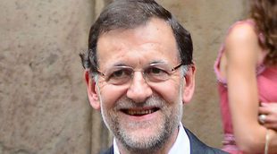 Mariano Rajoy lo da todo bailando al son de 'Mi gran noche' de Raphael en una boda