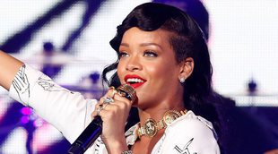 Los 3 momentos más sexys de Rihanna encima de un escenario