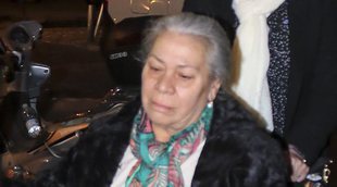 Carmen Gahona, desolada en la misa en recuerdo a Manuela Pantoja en plena guerra familiar