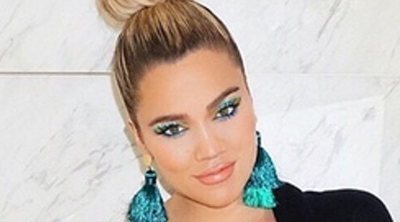 Khloé Kardashian revela que se comerá su placenta, como ya hizo su hermana Kim en 2015