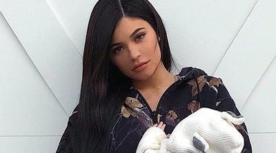 Kylie Jenner comparte la primera foto de cara de su hija Stormi