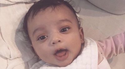 Kim Kardashian muestra la primera imagen de su hija Chicago en solitario