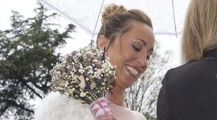 La nadadora Gemma Mengual le da el 'sí, quiero' a su marido en una boda pasada por agua
