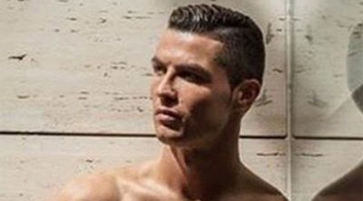 Cristiano Ronaldo suscita los rumores de que usa Photoshop tras publicar una foto en calzoncillos
