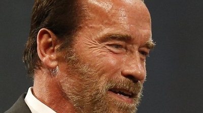 Arnold Schwarzenegger, muy optimista tras ser operado de urgencia a corazón abierto: "I'm back"
