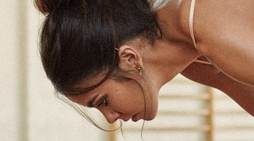 Cristina Pedroche crea polémica publicando una imagen de una postura imposible haciendo yoga