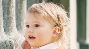 Alejandro de Suecia, un pequeño muy curioso en las fotos oficiales por su segundo cumpleaños