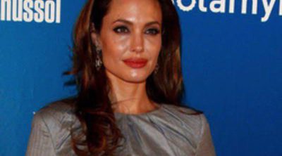 Angelina Jolie regala a Brad Pitt un helicóptero de más de un millón de euros