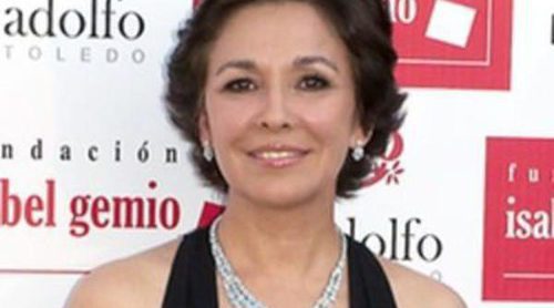 Cristina Tárrega y Lola Herrera apoyan a Isabel Gemio en la cena que ofreció su Fundación