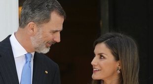 Felipe y Letizia desmienten los rumores de divorcio con gestos de cariño