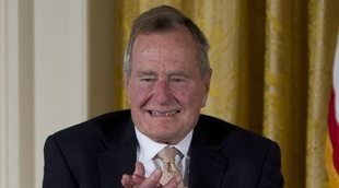 George H. W. Bush se recupera después de tener que ser ingresado en el hospital