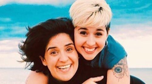 Alejandra Castelló y Babeth Ripoll conmemoran el Día de la Visibilidad Lésbica proclamando su amor