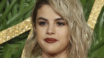 Selena Gomez responde a las críticas por su falso bronceado en la Met Gala 2018