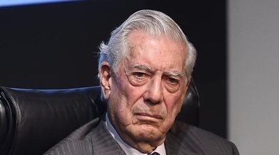 Mario Vargas Llosa ingresa en el hospital como consecuencia de una caída en su domicilio
