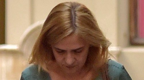 La Infanta Cristina, triste y apenada en sus primeras imágenes tras el ingreso en prisión de Iñaki Urdangarin