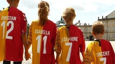 Las divertidas camisetas para los Príncipes de Dinamarca por el Mundial de Rusia