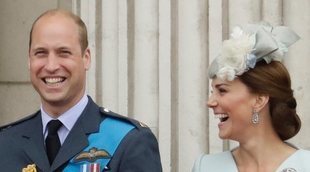 Las comedias de la Familia Real Británica: de las risas de los mayores a las travesuras de los Príncipes Jorge y Carlota