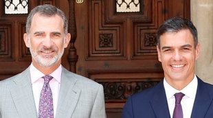 Los Reyes Felipe y Letizia abren el Palacio de Marivent por primera vez a Pedro Sánchez y Begoña Gómez