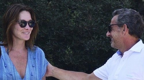 Carla Bruni y Nicolas Sarkozy se relajan junto a otros miembros de la familia en Turquía